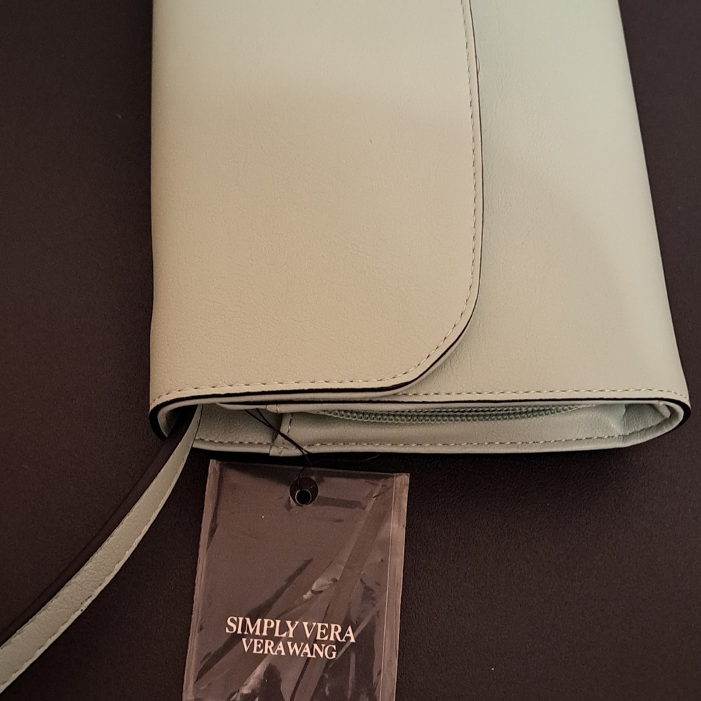 Vera Wang Mint Green Crossbody Bag - Picture 4 of 10